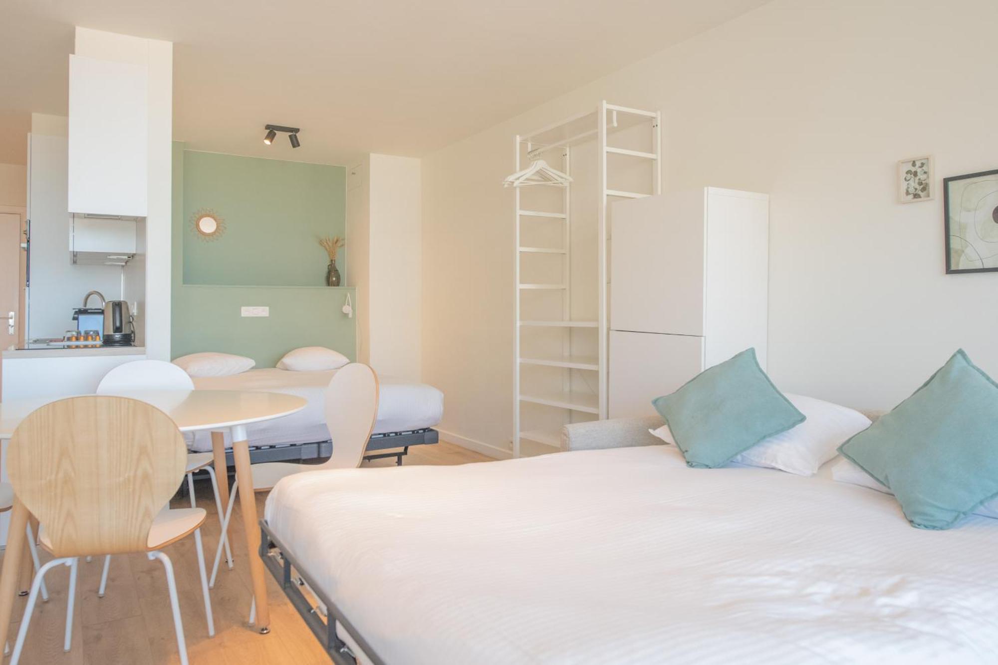 Sea Soon Apartment *